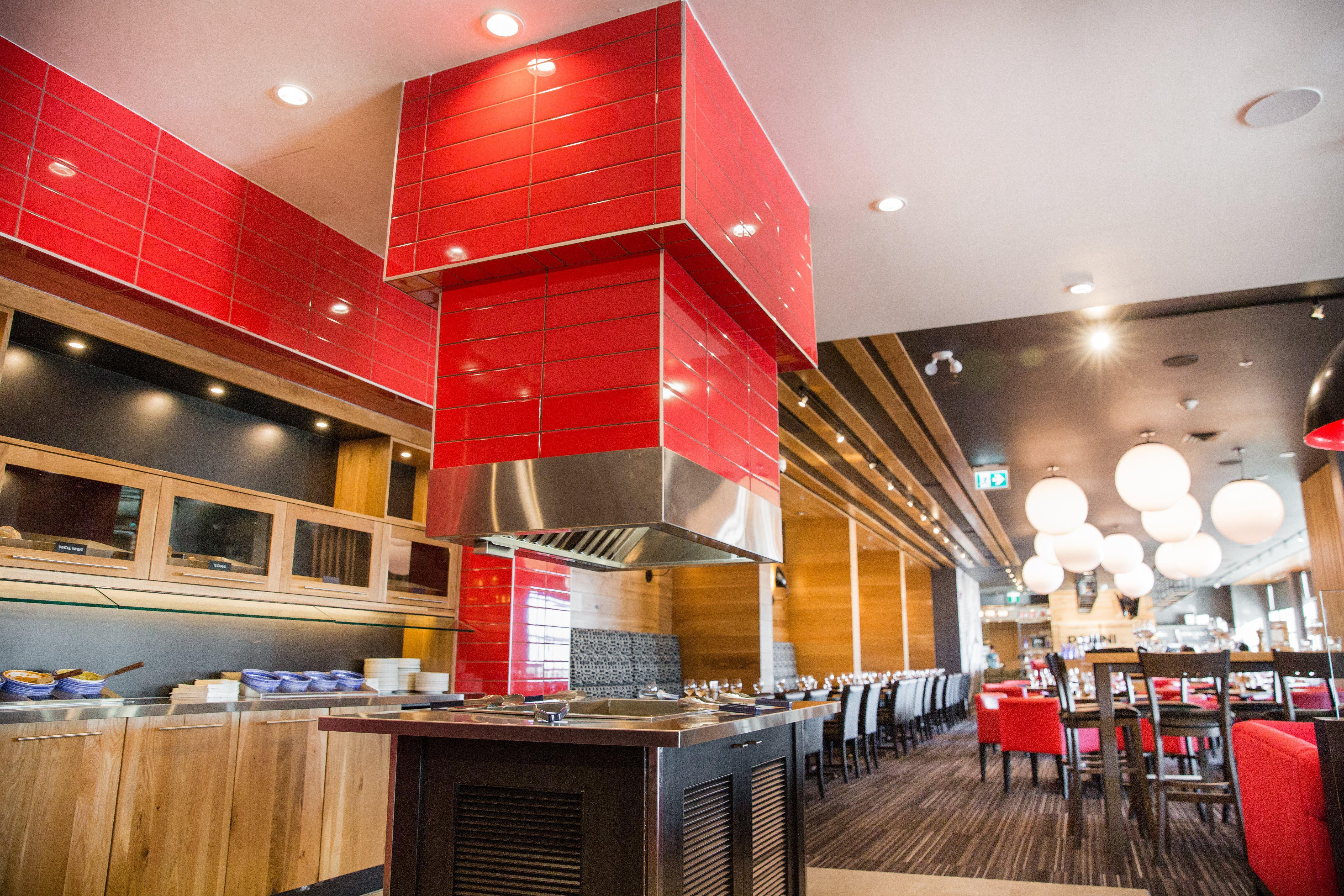 Holiday Inn Calgary South Conference Center 외부 사진