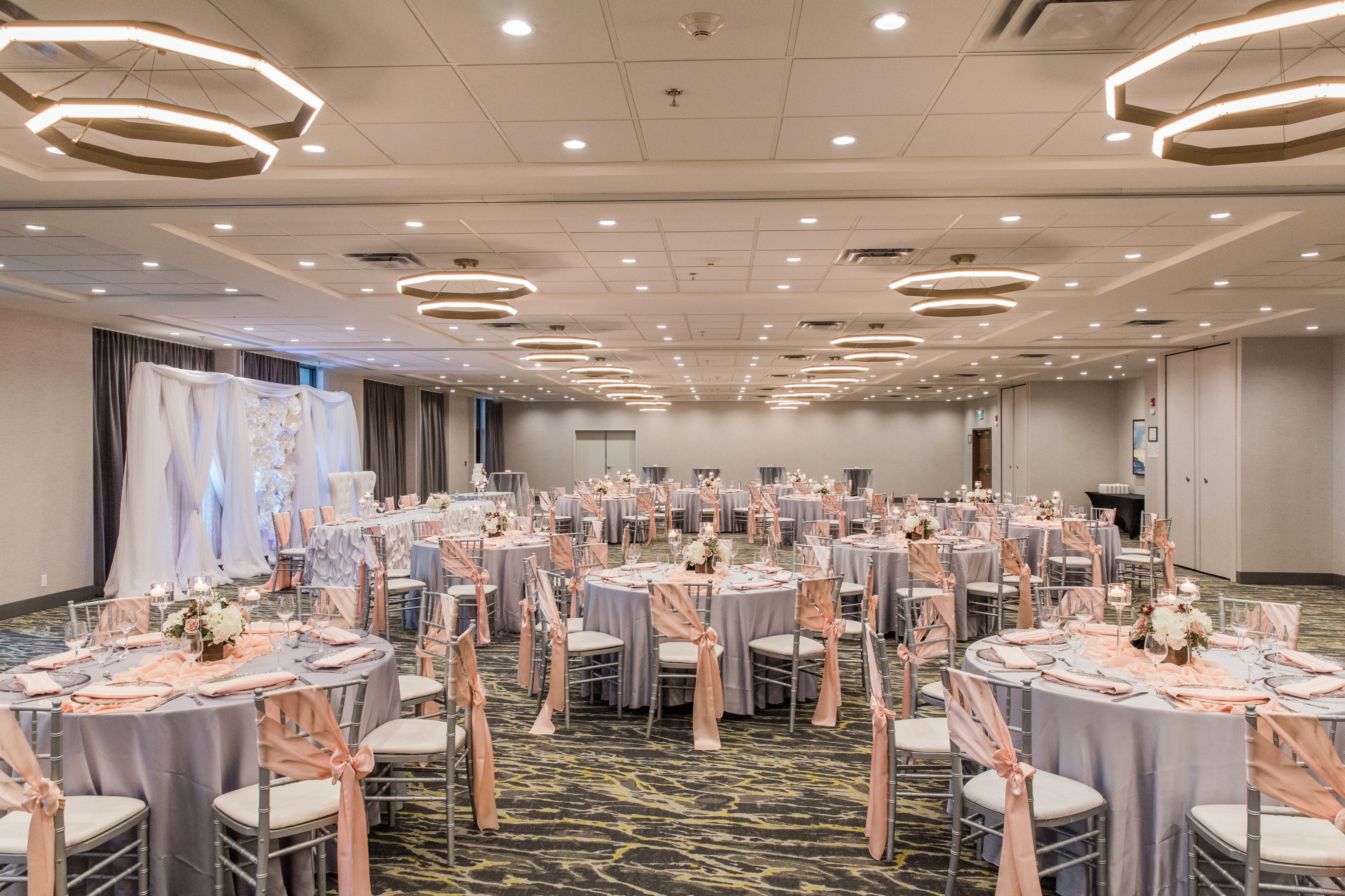 Holiday Inn Calgary South Conference Center 외부 사진