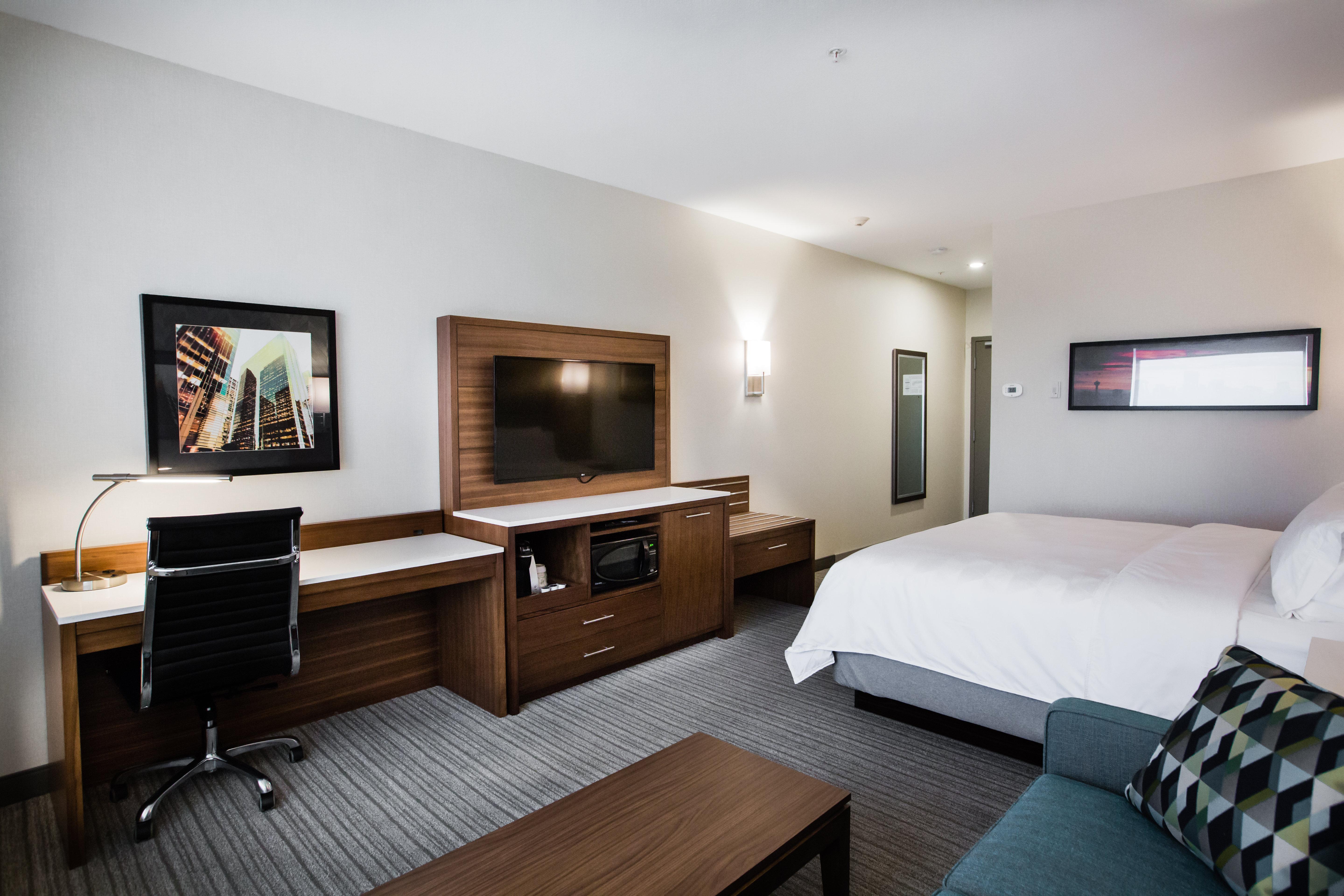 Holiday Inn Calgary South Conference Center 외부 사진